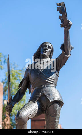 Die Statue von König Richard III Richard III Auftraggeber der Gesellschaft Stadtzentrum von Leicester Leicestershire EastMidlands England uk gb Europa Stockfoto