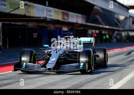 Barcelona, Spanien. 19 Feb, 2019. Formel 1 Test Tag 2; Valtteri Bottas der Mercedes Team im Winter Test auf dem Circuit de Catalunya Credit: Aktion plus Sport/Alamy leben Nachrichten Stockfoto