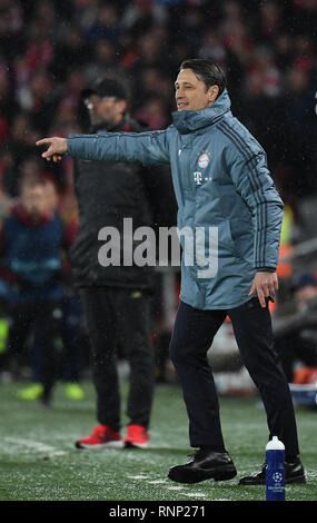 Liverpool, Großbritannien. 19 Feb, 2019. Fussball: Champions League, FC Liverpool, FC Bayern München, K.o.-Runde, Achtelfinale, Hinspiel in Anfield Stadion. Trainer Niko Kovac München Gesten auf der Seitenlinie. Credit: Sven Hoppe/dpa/Alamy leben Nachrichten Stockfoto