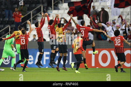 Doha, Katar. 19 Feb, 2019. Katar Al Rayyan SC Spieler feiern nach dem AFC asiatische Champions League qualifikationsspiel zwischen Katar Al Rayyan SC und des Iran Saipa FC in Doha, der Hauptstadt von Katar, 19.02.2019. Credit: Nikku/Xinhua/Alamy leben Nachrichten Stockfoto