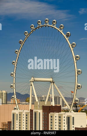 LAS VEGAS, Nevada - Februar 2019: Der High Roller Riesenrad fahren, das ist ein Wahrzeichen und wichtige touristische Attraktion in Las Vegas. Stockfoto