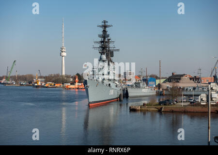 Alte Kriegsschiffe vor Anker im Museum. Wilhelmshaven. Niedersachsen. Deutschland Stockfoto