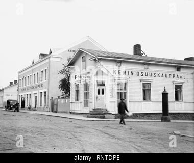 Finnland Geschichte - den wichtigsten Zweig der Kemi Kooperative speichern. Ca. 1925 Kemi, Lappi, Finnland Stockfoto