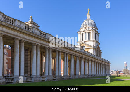 Old Royal Naval College an einem schönen sonnigen Tag, Greenwich, London, England. Stockfoto