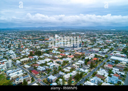 Mermaid Beach und Mermaid Waters Vororte an der Gold Coast, Australien - Luftbild Stockfoto