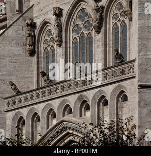 MŸhlhausen ThŸringen Marienkirche 72919 K… NIGSGALERIE m Karl IV zweiter v Dsub und Gefolge 14 Jh Ÿber dem sŸdlichen Querhausportal Stockfoto