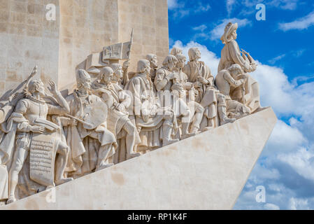 Padrao dos Descobrimentos - Denkmal der Entdeckungen auf dem nördlichen Ufer der Mündung des Flusses Tejo in Lissabon, Portugal Stockfoto