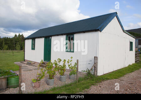 Alte weiß getünchten Crofters Cottage in der Nähe von FortWilliam in der schottischen Western Highlands.DE Stockfoto