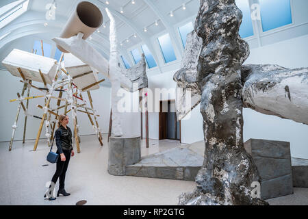 London, Großbritannien. 20. Feb 2019. cul-de-sac von Britischen Bildhauer Phyllida Barlow eine neue, umfangreiche Arbeiten an der Königlichen Akademie der Künste sie Gabrielle Jungels-Winkler Galerien mit einer Ausstellung verwandelt wurde konzipiert als sequentielle Installation läuft über alle drei der miteinander verbundenen Räumen. Es gibt Änderungen des Tempos und der Schwerpunkt auf die Galerien wie Barlow versucht, die Räume zu befragen und Herausforderung. Es läuft von 23. Februar - 23. Juni 2019 Credit: Guy Bell/Alamy leben Nachrichten Stockfoto