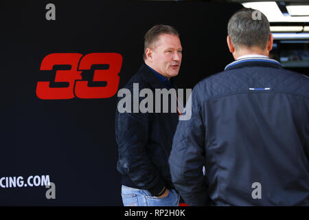 Barcelona, Spanien. 19 Feb, 2019. Motorsport: FIA Formel Eins-Weltmeisterschaft 2019, Test in Barcelona, Verstappern Quelle: dpa/Alamy leben Nachrichten Stockfoto