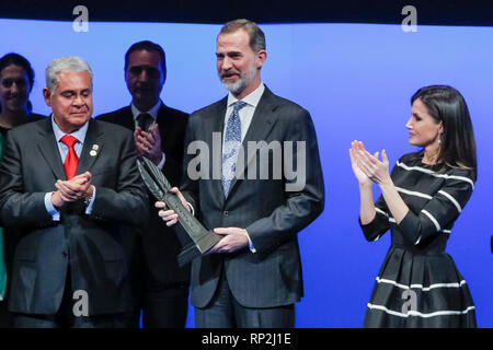 Madrid, Spanien. 20 Feb, 2019. König Felipe VI. von Spanien, der Königin Letizia von Spanien besuchen die Lieferung an König Philipp VI. von Spanien der "World Peace and Liberty Award' in der Schlusssitzung der 'Welt Gesetz Congress (WLC)' des 'World Jurist Association (WJA)' am Königlichen Theater am Februar 20, 2019 in Madrid, Spanien. Credit: Jimmy Olsen/Medien Punch *** Keine Spanien***/Alamy leben Nachrichten Stockfoto