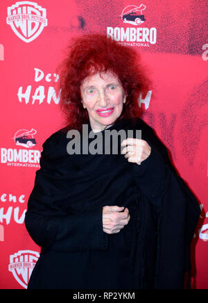 Hamburg, Deutschland. 20 Feb, 2019. Peggy Parnass, Schauspielerin, kommt in die Premiere des Films "Der goldene Handschuh'. Credit: Daniel Bockwoldt/dpa/Alamy leben Nachrichten Stockfoto