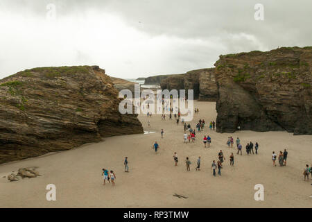 Strand der Kathedralen befindet sich auf der Küste der Provinz Lugo (Galizien). Es ist ein Strand sehr von Touristen besucht Stockfoto