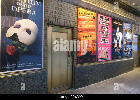 Broadway Show Poster, Shubert Alley, Times Square, New York Stockfoto