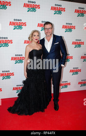 Die amerikanische Schauspielerin Tori Spelling am roten Teppich mit ihrem Mann Dean McDermott an der Dänischen Award Show Zulu Awards 2016 gesehen in Kopenhagen. Dänemark, 07.04.2016. Mit Ausnahme von Dänemark. Stockfoto