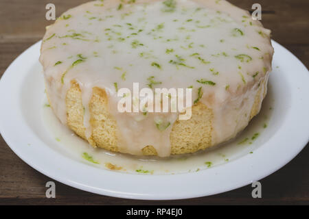 Zitrone Honig beträufeln, hausgemachte Kuchen. Weiche gefilterten Bilder Stockfoto