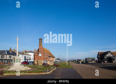 Der Moot Hall und Museum in Aldeburgh an einem hellen und sonnigen Februar Morgen Stockfoto