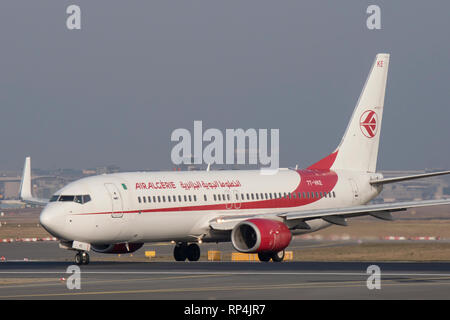 7 T-VKE Boeing 737 der Air Algerie Futter bis Flughafen Frankfurt 07/02/2018 abzuweichen. Stockfoto
