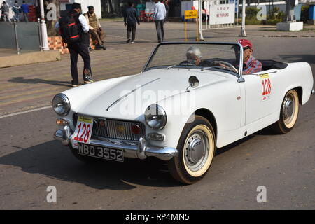 1961 MG Midget Auto mit 980 ccm und 4-Zylinder Motor. WBD 3552 Indien. Stockfoto