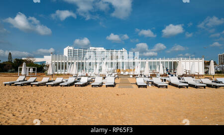 Vilamoura, Portugal - Feb 20, 2019: Luxus Hotel Tivoli von Purobeach Beachfront in Vilamoura, Loule, Algarve Portugal Stockfoto