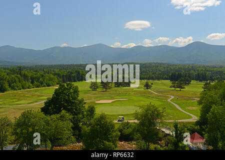 White Mountains und Mount Washington im Sommer, von Mount Washington Hotel, Bartlett, New Hampshire, USA. Stockfoto