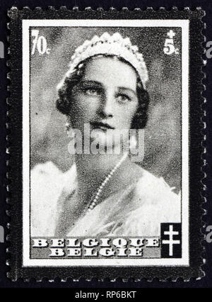 Belgien - ca. 1935: ein Stempel im Belgien zeigt, Königin Astrid, ca. 1935 Stockfoto