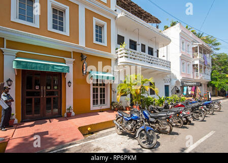 Die französischen Generalkonsulat in 1956 zugewiesen, das Gebäude ist typisch für den Stil und die Architektur in diesem Teil von Pondicherry. Stockfoto