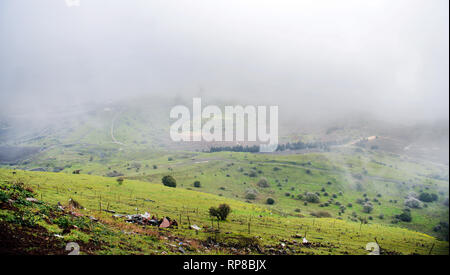 Der israelisch-syrischen Grenze als Ween vom Berg Bental in den Golanhöhen. Stockfoto