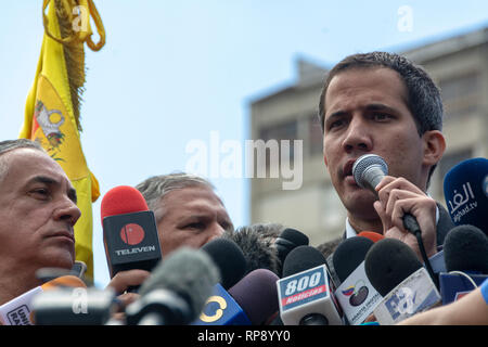 Der Präsident von Venezuela, Juan Guaidó, kommt an der Mobilisierung der Verkehrssektor, bekräftigt seine Unterstützung für die Regierung Stockfoto