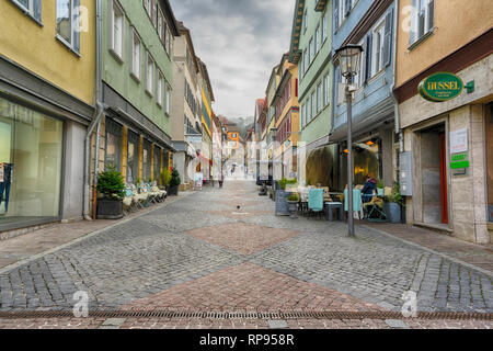 Schwäbisch Hall, Deutschland - 19. Februar 2019: Die Straßen von Schwäbisch Hall, Baden Württemberg ist ein Staat im Südwesten Deutschlands Stockfoto