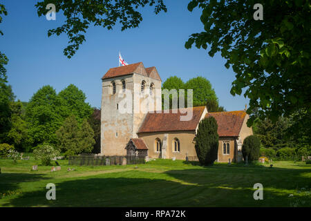 Die Kirche St. Bartholomäus in der Ortschaft Fingest, Buckinghamshire. Stockfoto