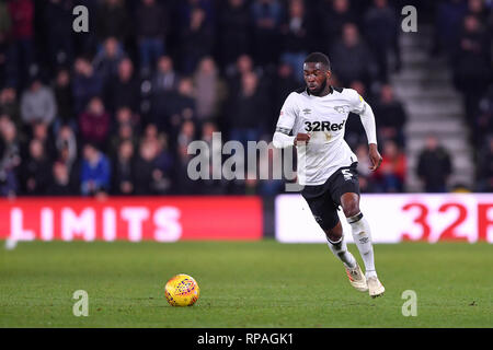 Derby, Derbyshire, UK. 20. Feb 2019. Derby County defender Fikayo Tomori (5) Während der Sky Bet Championship Match zwischen Derby County und Millwall im Pride Park, Derby am Mittwoch, dem 20. Februar 2019. (Quelle: MI Nachrichten | Alamy) Credit: MI Nachrichten & Sport/Alamy leben Nachrichten Stockfoto