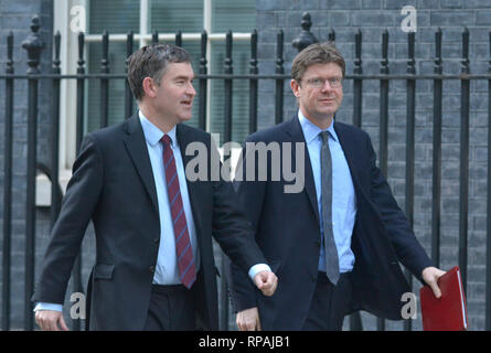 London, Großbritannien. 21. Feb 2019. Greg Clark und David Gauke verlassen 10 Downing Street nach Gesprächen mit der PM Credit: PjrFoto/Alamy leben Nachrichten Stockfoto