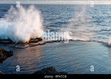 Mapu'a 'a Vaea Blowholes, natürliche Lunkern auf der Insel Tongatapu im Dorf von Houma im Königreich Tonga. Stockfoto