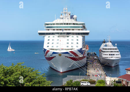 P&O 'Britannia' und 'Star Wndstar Stolz' Kreuzfahrtschiffe im Hafen von St. George's, Grenada, Kleine Antillen, Karibik Stockfoto