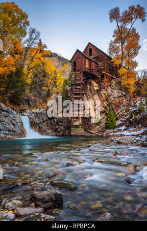 Historische Holz- Kraftpaket namens Crystal Mühle in Colorado Stockfoto