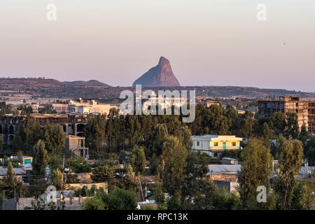 Zu Fuß rund um die historische Stadt Aksum - Äthiopien, Afrika Stockfoto