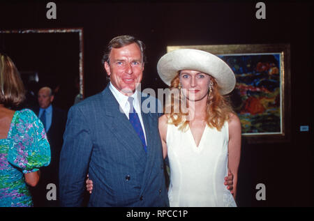 Baronin Francesca von Thyssen Bornemisza als Partygast, Ca. 1995. Baroness Francesca von Thyssen Bornemisza als Partei Gast, Ca. 1995. Stockfoto