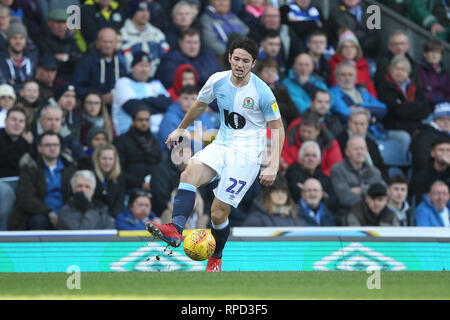 BLACKBURN, Großbritannien 17. FEBRUAR Lewis Travis von Blackburn Rovers während der Sky Bet Championship Match zwischen Blackburn Rovers und Middlesbrough im Ewood Park, Blackburn am Sonntag, 17. Februar 2019. (Credit: Mark Fletcher | MI Nachrichten) Stockfoto