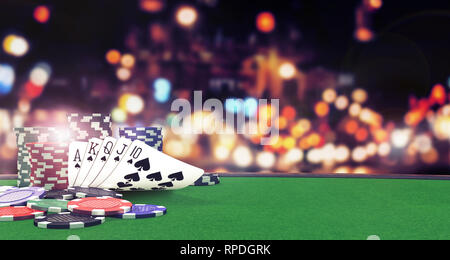 Poker Flush royal Hintergrund mit Casino Chips am grünen Tisch 3D-Rendering Stockfoto