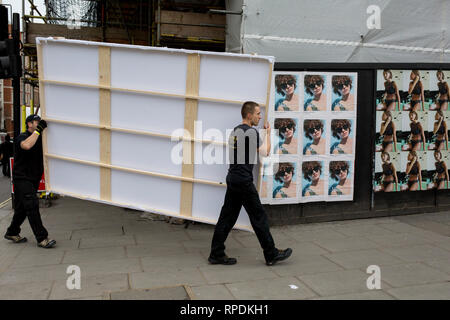 Vorbereitungen vor der nächsten Modenschau an der BFC zeigen Platz im Strang, während 2019 London Fashion Week 2019, 18. Februar 2019 in London, England. Stockfoto