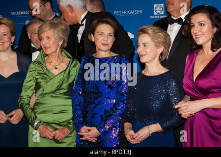 Jean Todt, Fürst Albert II. Grimaldi, Elke Büdenbender, Hans-Joachim Frey, Stanislaw Tschertschessow, Jürgen Preiss-Daimler und Michael Kretschmer bei Stockfoto