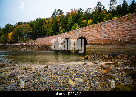 Blick von der Küstenlinie in Acadia National Park, Maine Stockfoto