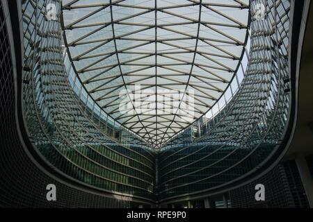 Abstrakte, Glas Blume office Windows in Mailand, Italien Stockfoto