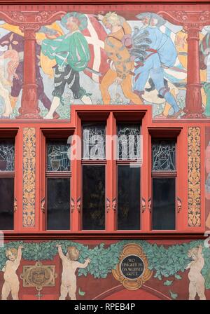 Fresken im Innenhof des Basler Rathauses, Schweiz Stockfoto