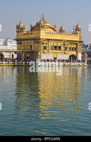 Harmandir Sahib ("Tempel Gottes") - das geistliche Zentrum der Sikh Religion, der Goldene Tempel, Amritsar, Punjab, Indien, Asien. Stockfoto