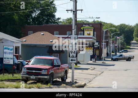 USA, Nebraska, Omaha Reservierung, Stadt Walthill, Tankstelle und Casino Lucky 77 Stockfoto