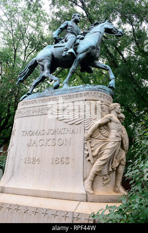 USA, Virginia, Charlottesville, umstrittenes Denkmal für Thomas Jonathan Jackson 1824-1863, konföderierte Armee Generalleutnant, Kommandant des 2. Korps, Army of Northern Virginia Stockfoto