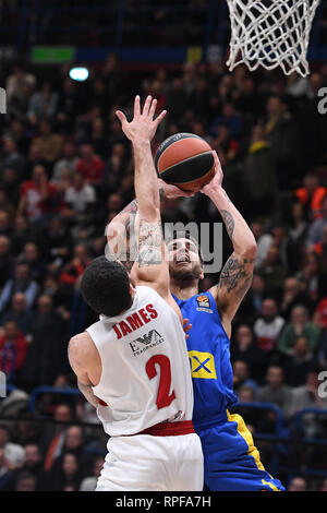 Foto Claudio Grassi/LaPresse 21 Febbraio 2019 Assago (MI) Italia sport Warenkorb AX Armani Exchange Olimpia Milano FOX Maccabi Tel Aviv - Turkish Airlines Eurolega 2018/2019 - Mediolanum Forum vs. Nella Foto: Scottie Wilbekin (#1 Maccabi Tel Aviv FOX) Al tiro Foto Claudio Grassi/LaPresse Februar 21, 2019 Assago (MI) Italien sport Warenkorb AX Armani Exchange Olimpia Mailand FOX Maccabi Tel Aviv - Turkish Airlines EuroLeague 2018/2019 - Mediolanum Forum. Im Bild: Scottie Wilbekin (#1 Maccabi Tel Aviv) shooting FOX vs. Stockfoto