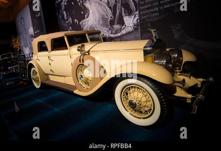 Toronto, Kanada. 21 Feb, 2019. Ein 1929 Rolls-Royce Phantom ist während der Kunst und das Automobil Ausstellung der 2019 Canadian International Auto Show (CIAS) bei der Metro Toronto Convention Centre in Toronto, Kanada, Feb.21, 2019 gesehen. Mit 15 seltenen und klassische Autos, die Ausstellung läuft vom 15. bis 24. Feb. an der 2019 CIAS. Credit: Zou Zheng/Xinhua/Alamy leben Nachrichten Stockfoto